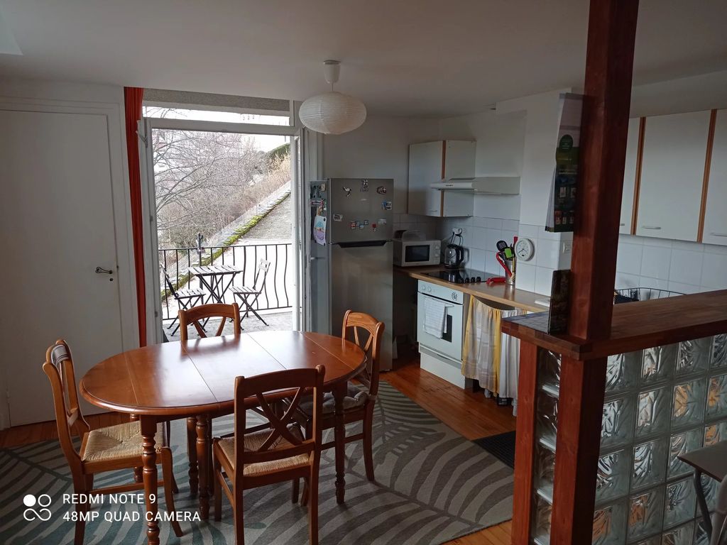 Achat appartement à vendre 3 pièces 81 m² - Le Chambon-sur-Lignon