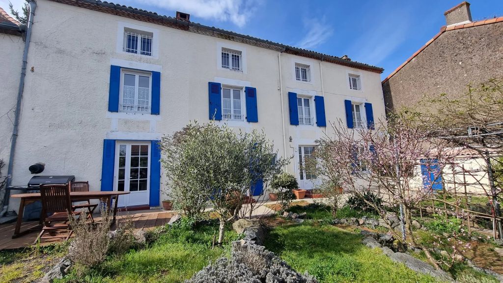 Achat maison à vendre 3 chambres 266 m² - Luchapt