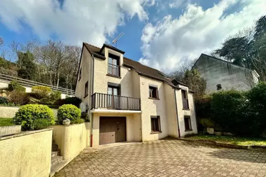 Achat maison à vendre 4 chambres 168 m² - Montmorency