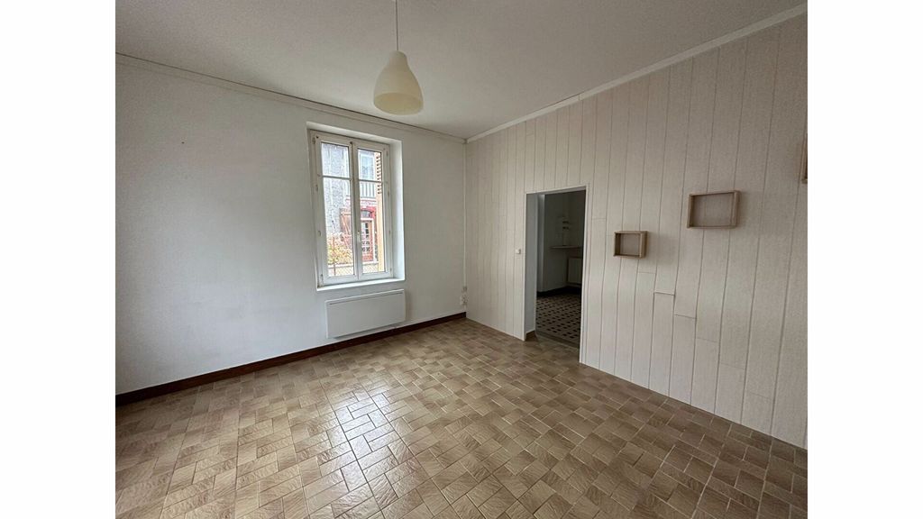 Achat maison à vendre 5 chambres 150 m² - Saint-Amand-Longpré