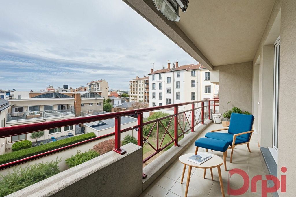 Achat appartement à vendre 3 pièces 92 m² - Lyon 3ème arrondissement