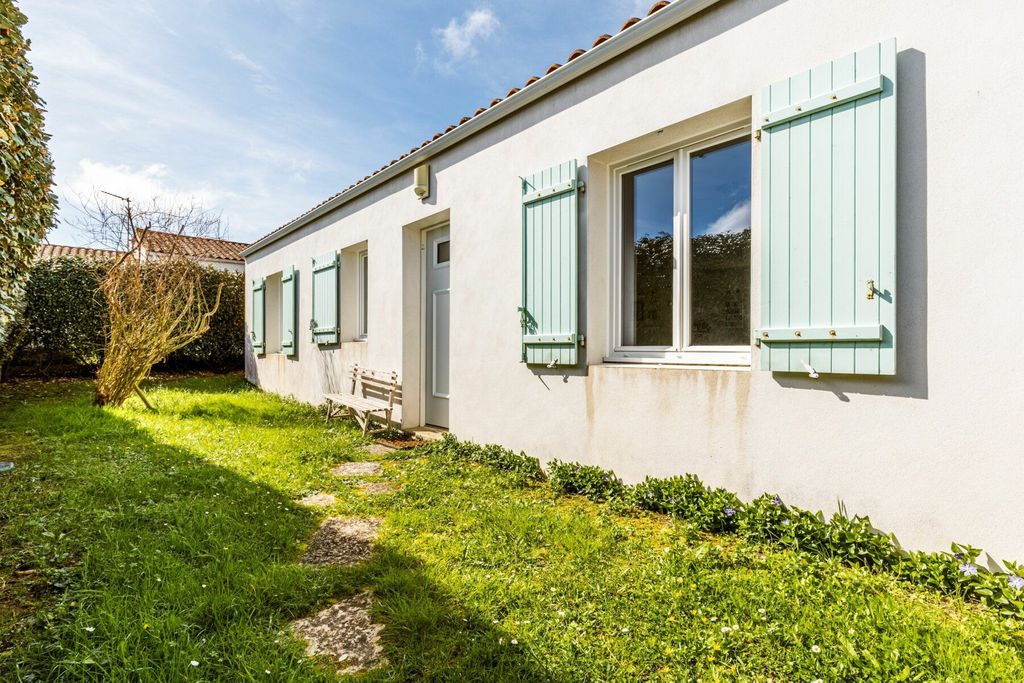 Achat maison à vendre 3 chambres 78 m² - Saint-Pierre-d'Oléron