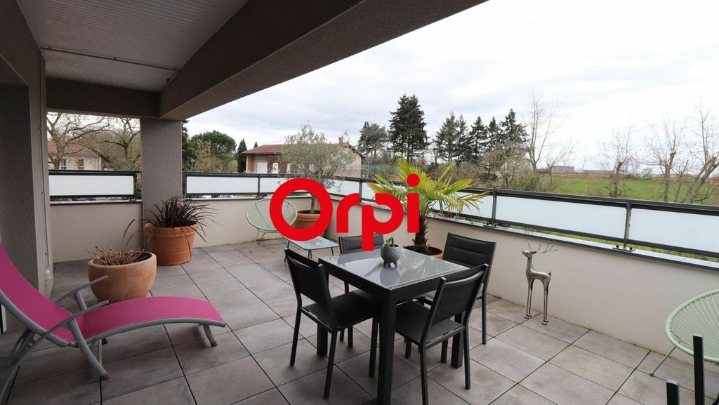 Achat appartement à vendre 5 pièces 99 m² - Colombier-Saugnieu