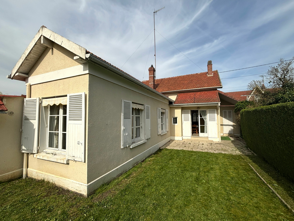 Achat maison à vendre 3 chambres 104 m² - Choisy-au-Bac