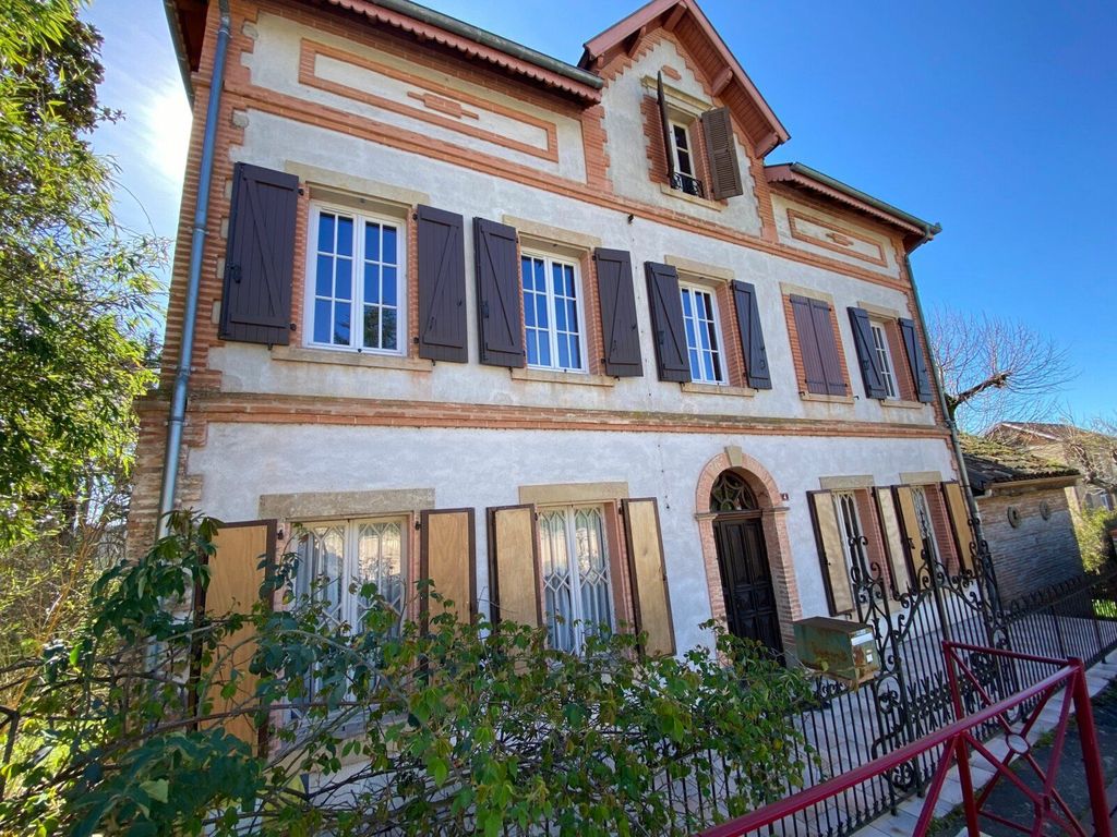 Achat maison à vendre 7 chambres 210 m² - Monclar-de-Quercy