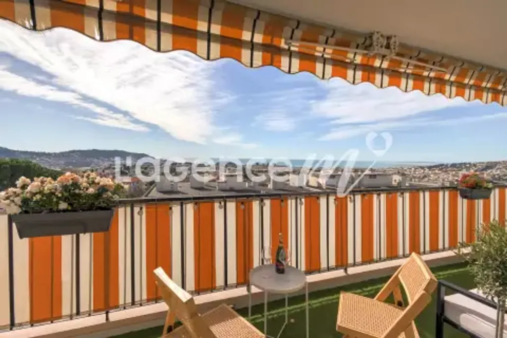 Achat appartement à vendre 3 pièces 94 m² - Nice