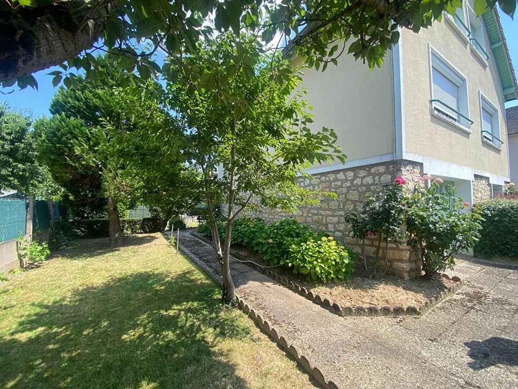 Achat maison à vendre 5 chambres 102 m² - Corbeil-Essonnes