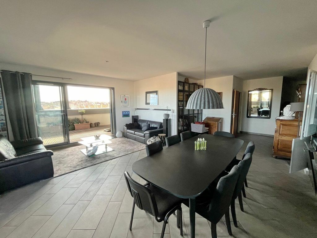 Achat maison à vendre 2 chambres 86 m² - Agde