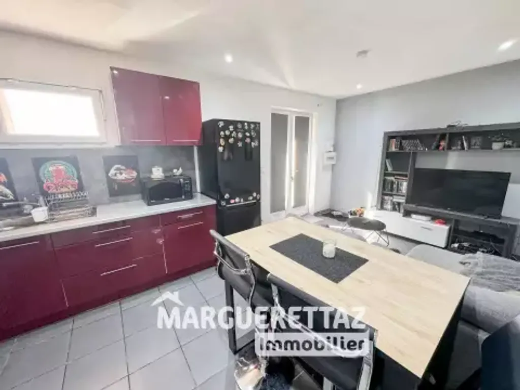 Achat appartement à vendre 2 pièces 32 m² - Thyez