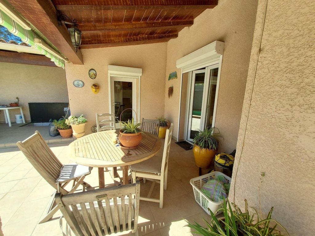 Achat maison à vendre 4 chambres 126 m² - Saint-Rémy-de-Provence