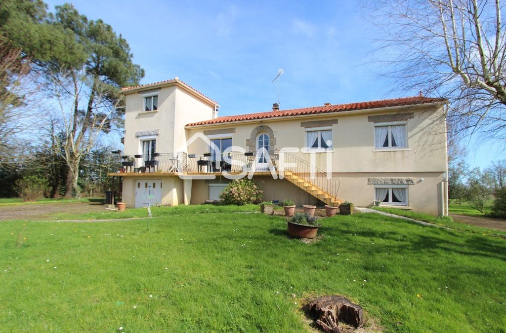 Achat maison à vendre 5 chambres 231 m² - La Caillère-Saint-Hilaire
