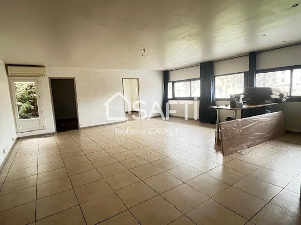 Achat appartement à vendre 4 pièces 104 m² - Avignon