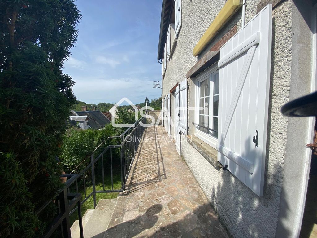 Achat maison à vendre 5 chambres 199 m² - Vierzy