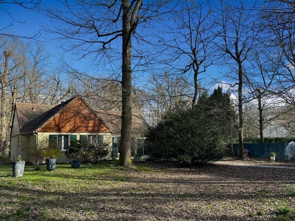Achat maison à vendre 3 chambres 80 m² - Arbonne-la-Forêt