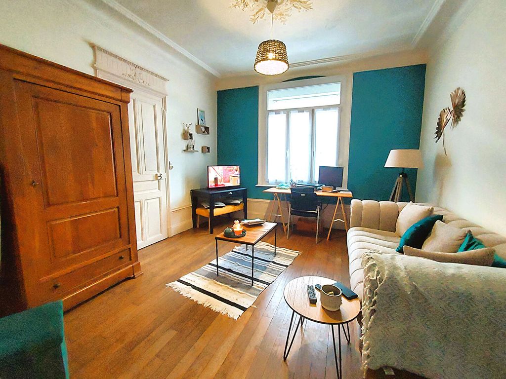 Achat maison à vendre 3 chambres 112 m² - Saint-Quentin