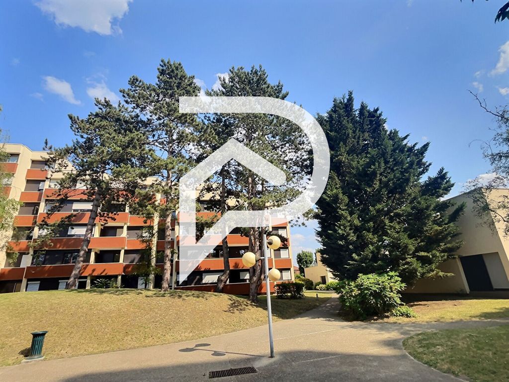 Achat appartement à vendre 4 pièces 81 m² - Le Plessis-Bouchard