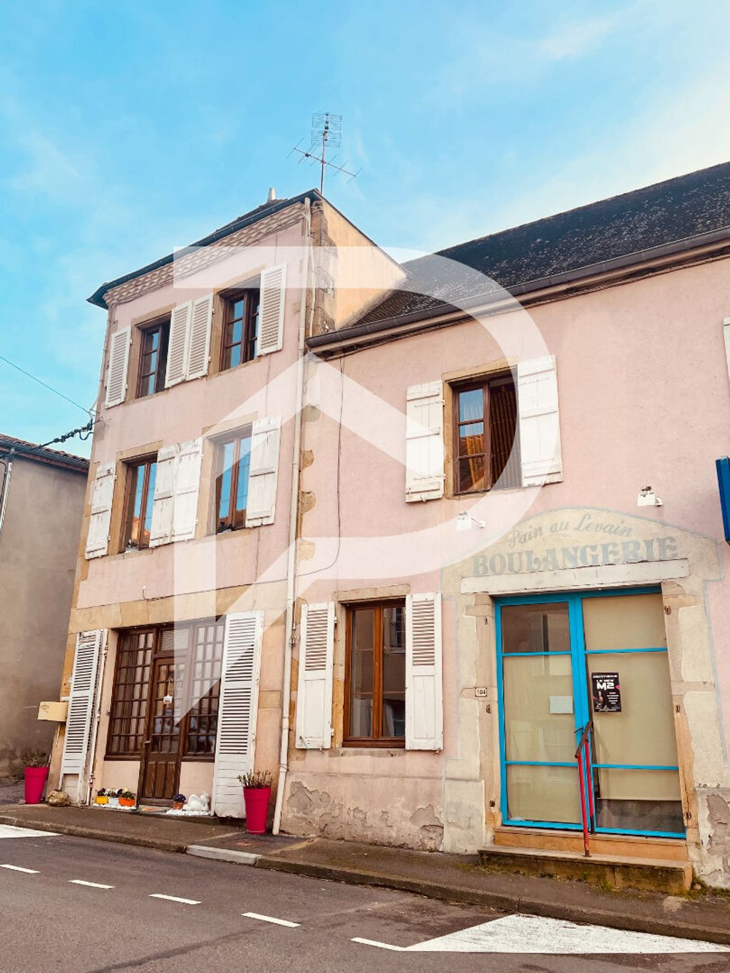 Achat maison à vendre 5 chambres 123 m² - Semur-en-Brionnais