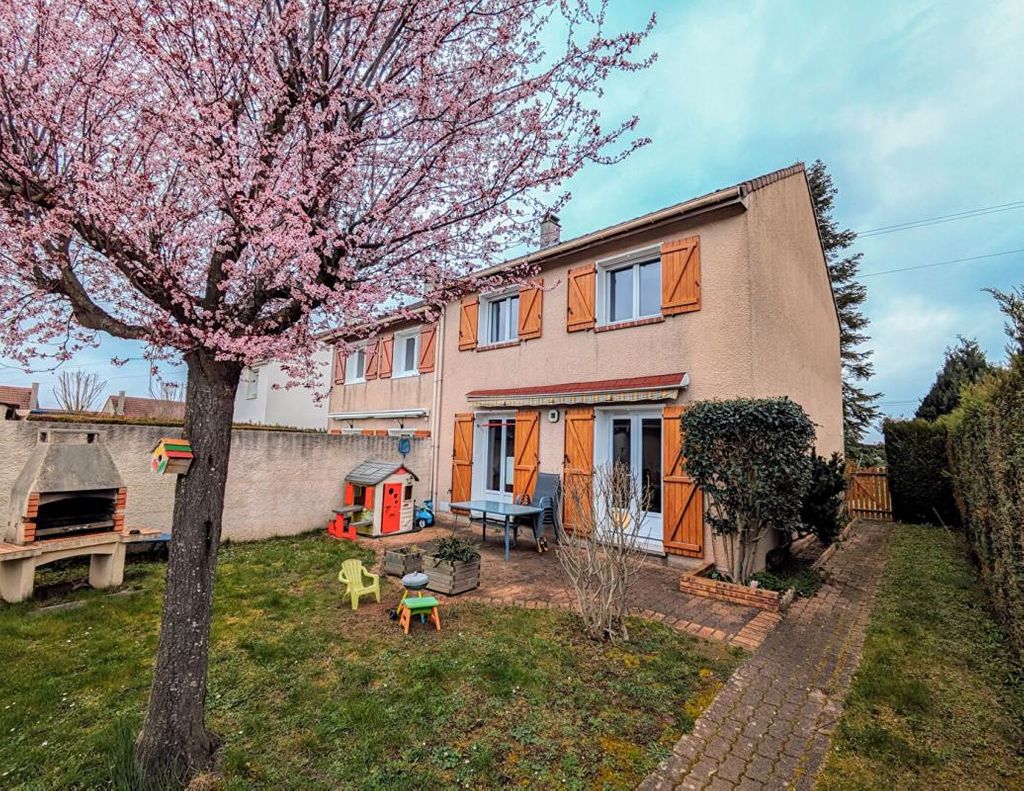 Achat maison à vendre 4 chambres 97 m² - Magnanville