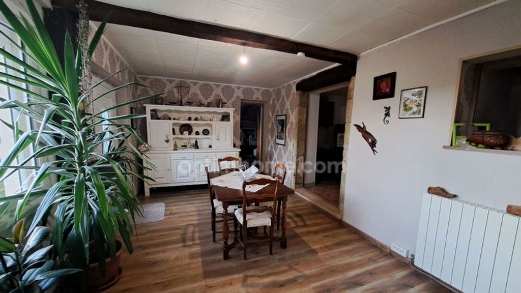 Achat maison à vendre 4 chambres 181 m² - Montcourt