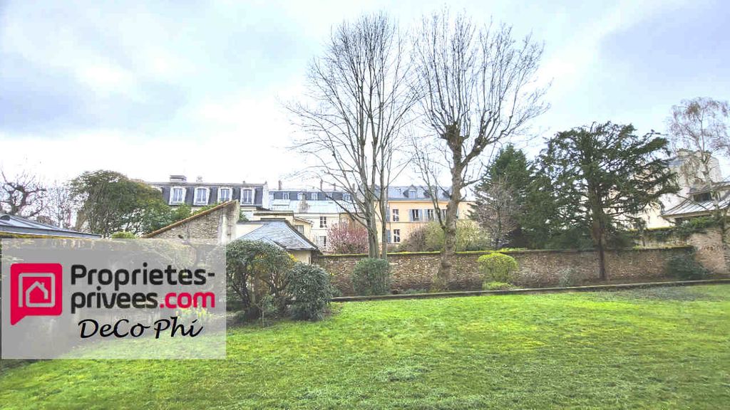 Achat appartement à vendre 5 pièces 125 m² - Versailles