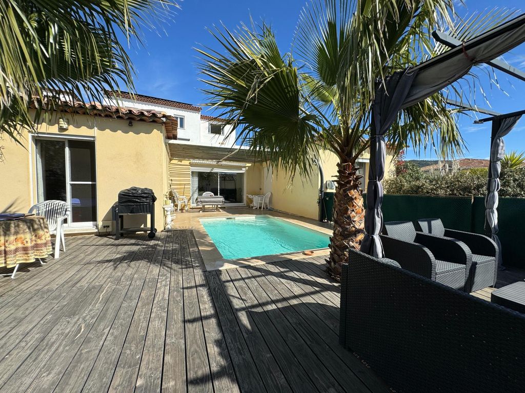 Achat maison à vendre 4 chambres 100 m² - Sainte-Maxime