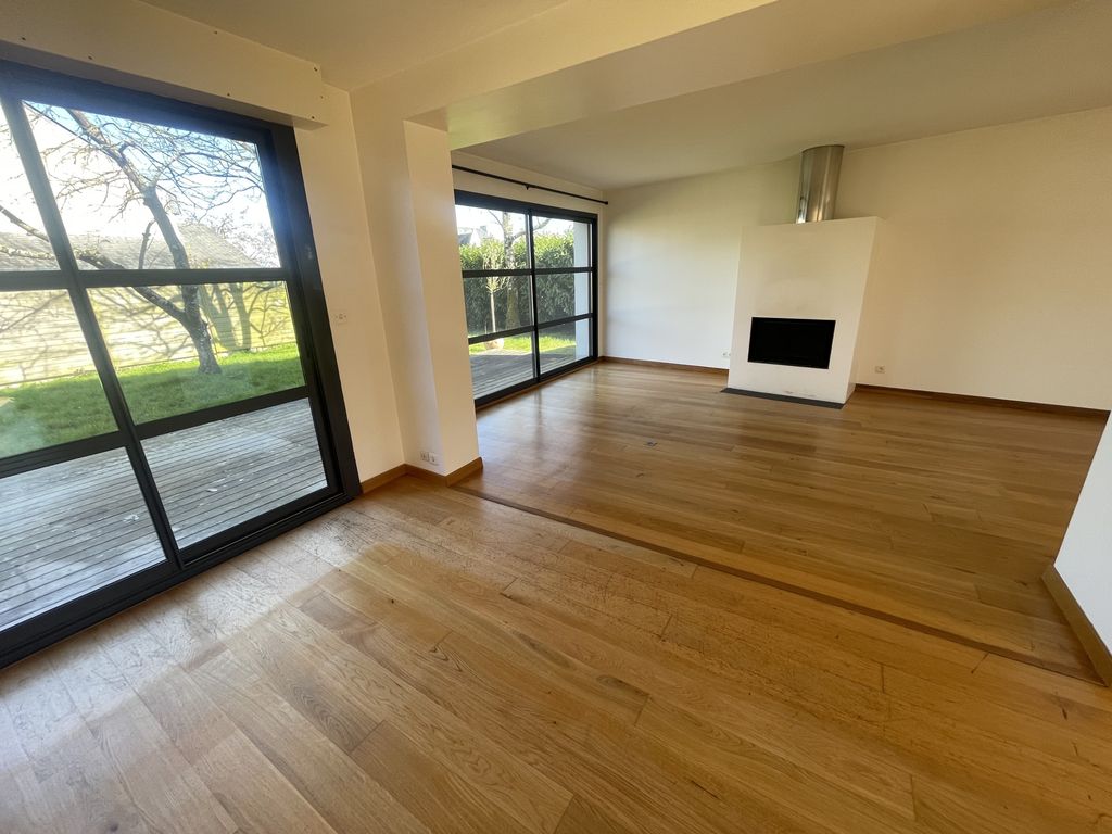 Achat maison à vendre 5 chambres 155 m² - Cesson-Sévigné