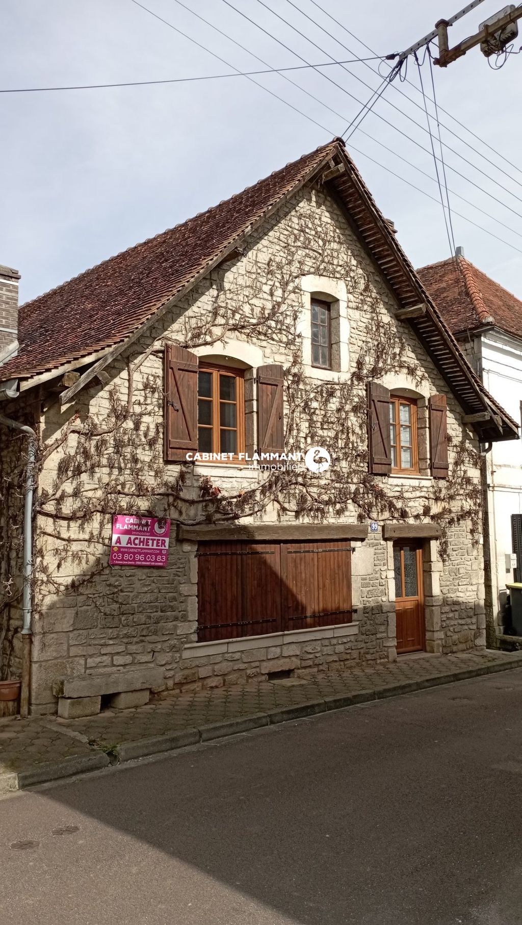 Achat maison à vendre 3 chambres 143 m² - Montbard