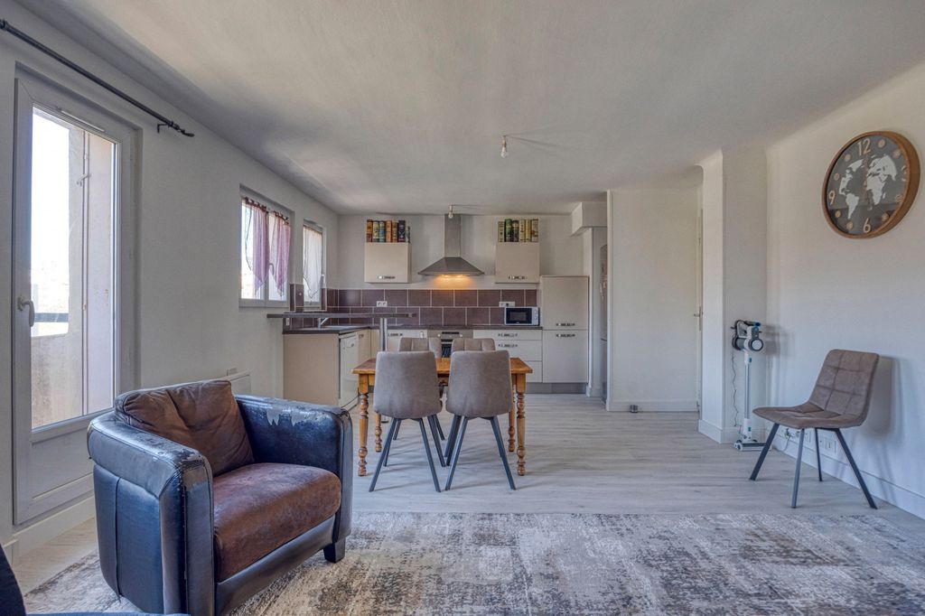 Achat appartement à vendre 3 pièces 66 m² - Grenoble