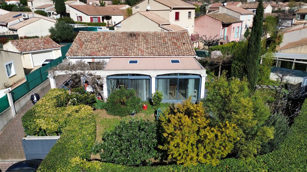Achat maison à vendre 3 chambres 123 m² - Clermont-l'Hérault