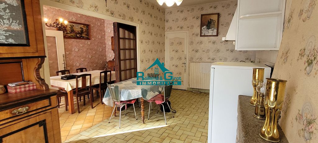 Achat maison à vendre 2 chambres 93 m² - Marpiré