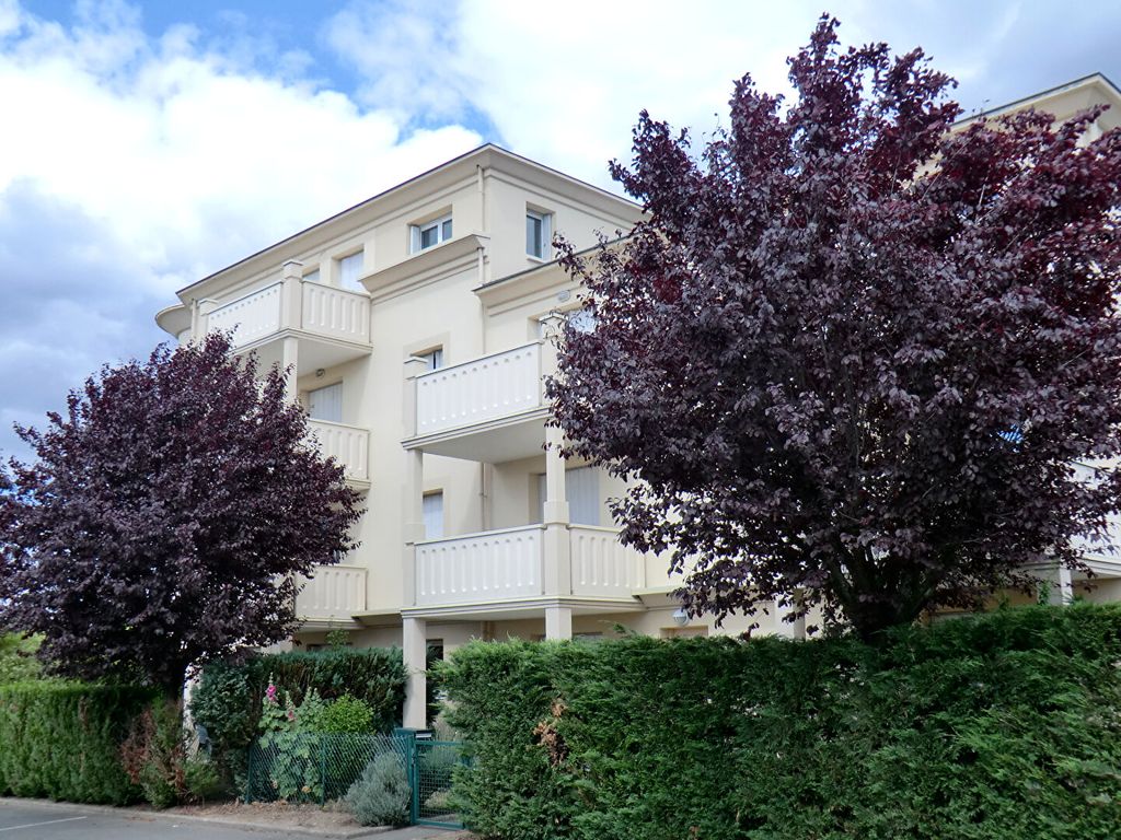 Achat appartement à vendre 2 pièces 50 m² - Fleury-les-Aubrais
