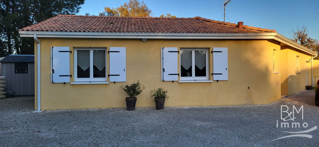 Achat maison à vendre 3 chambres 105 m² - Saint-Vincent-de-Tyrosse