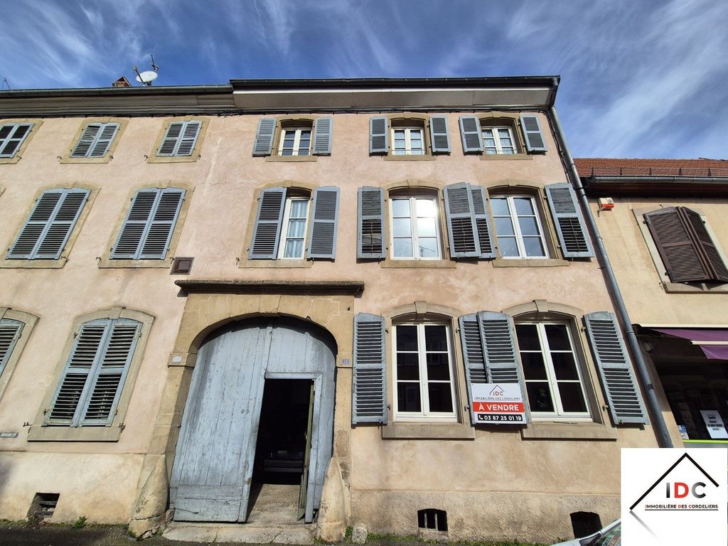 Achat maison à vendre 4 chambres 232 m² - Fénétrange