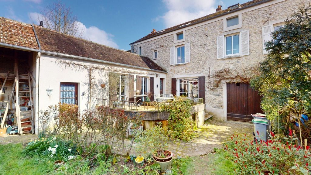 Achat maison à vendre 4 chambres 202 m² - Saint-Mammès