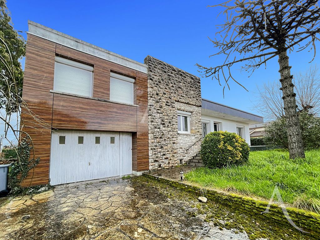 Achat maison à vendre 4 chambres 170 m² - Villeneuve-sur-Lot
