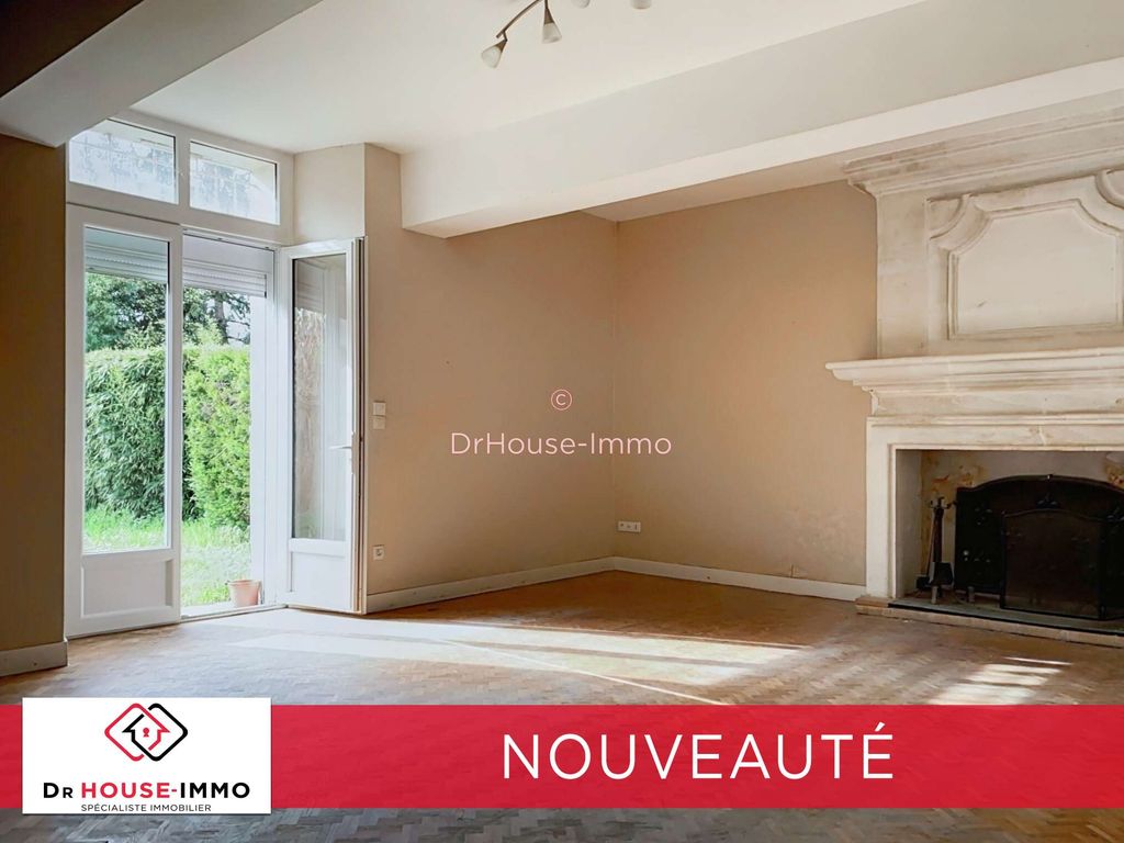 Achat maison à vendre 5 chambres 170 m² - Villegouge