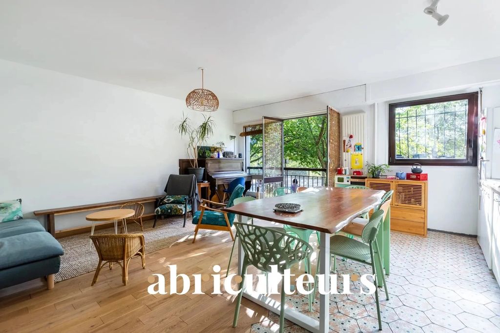 Achat appartement à vendre 4 pièces 82 m² - Montreuil