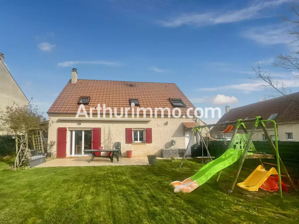 Achat maison à vendre 5 chambres 132 m² - Thorigny-sur-Marne