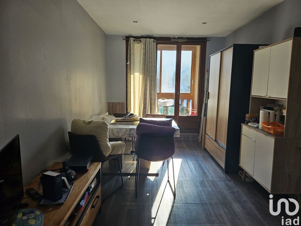 Achat appartement à vendre 2 pièces 35 m² - Faucon-de-Barcelonnette