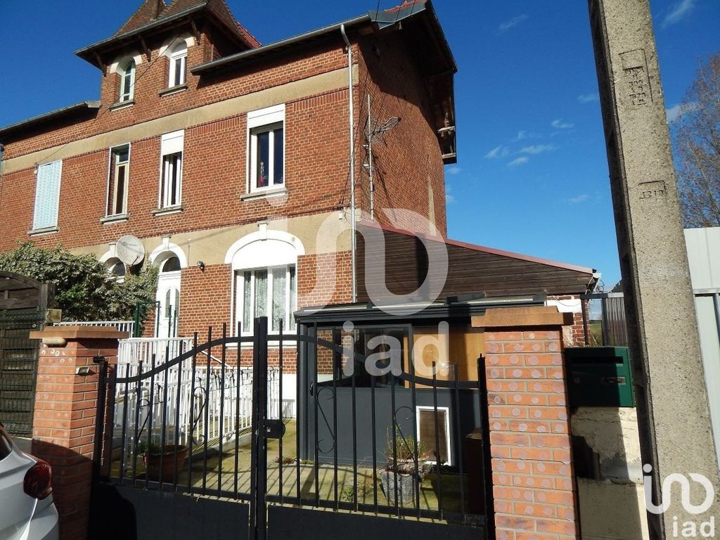 Achat maison à vendre 1 chambre 100 m² - Aveluy