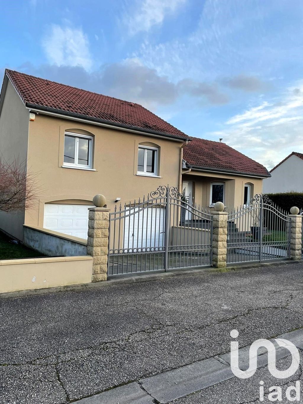 Achat maison à vendre 3 chambres 115 m² - Monneren