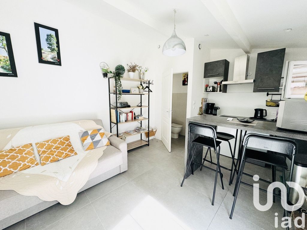 Achat appartement à vendre 2 pièces 34 m² - Saint-Rémy-de-Provence