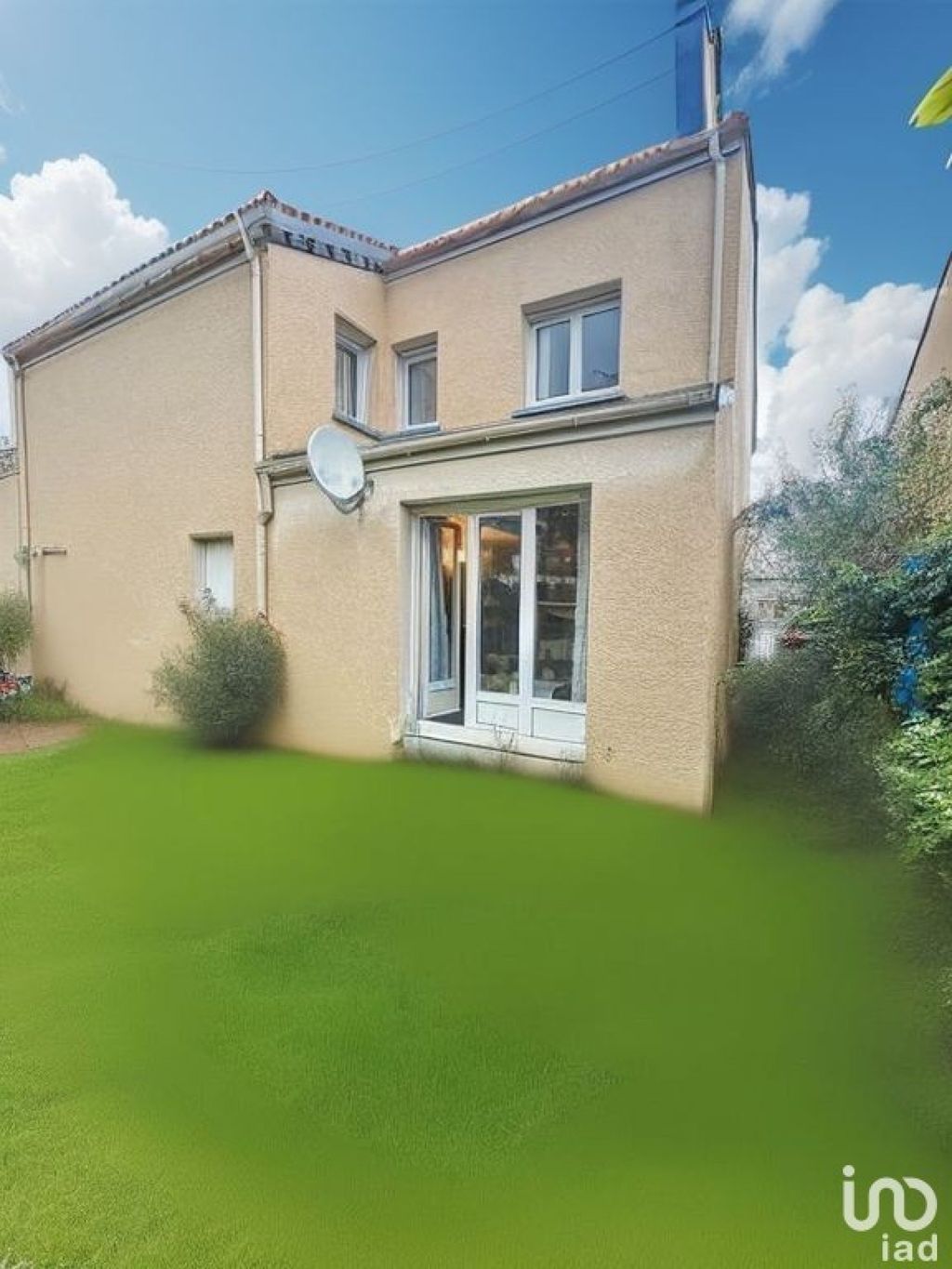 Achat maison à vendre 3 chambres 84 m² - Évry