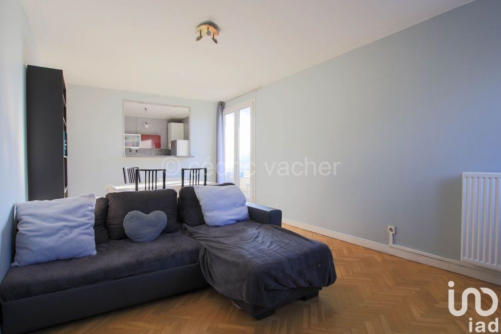 Achat appartement à vendre 2 pièces 56 m² - Sainte-Geneviève-des-Bois