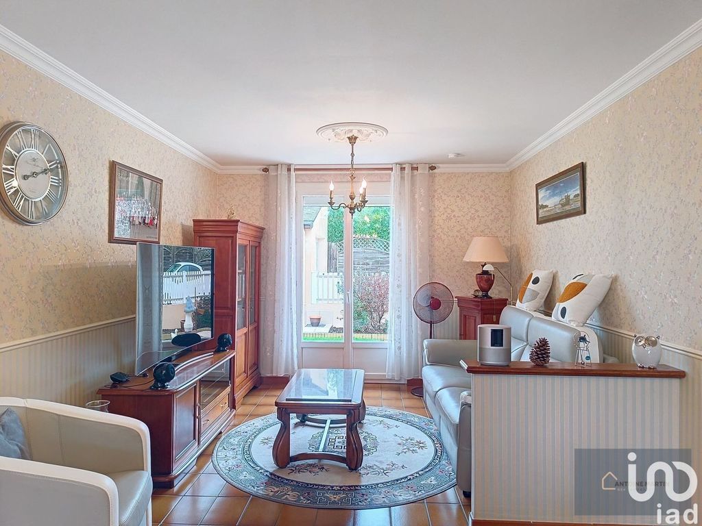 Achat maison à vendre 4 chambres 124 m² - Chartres-de-Bretagne