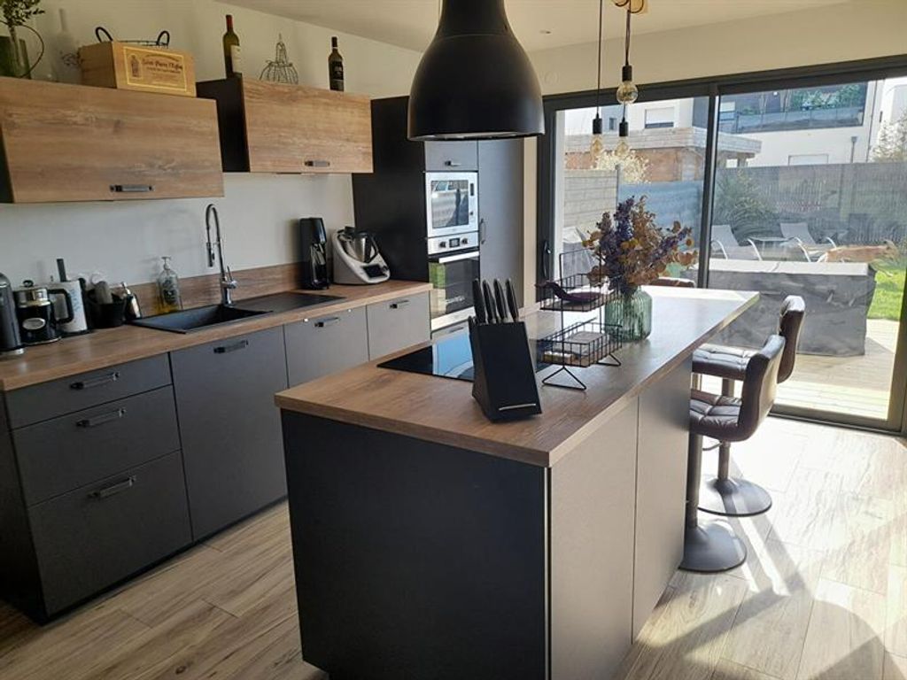 Achat maison à vendre 2 chambres 100 m² - Le Rheu