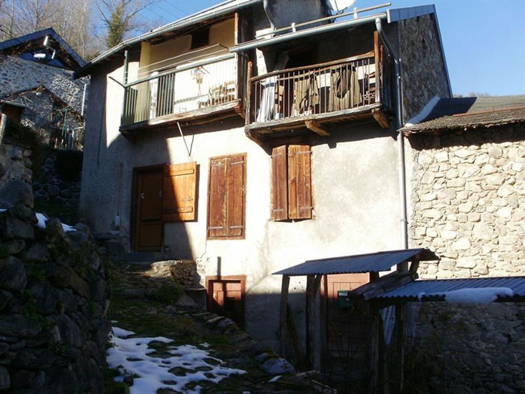 Achat maison à vendre 2 chambres 82 m² - Tarascon-sur-Ariège