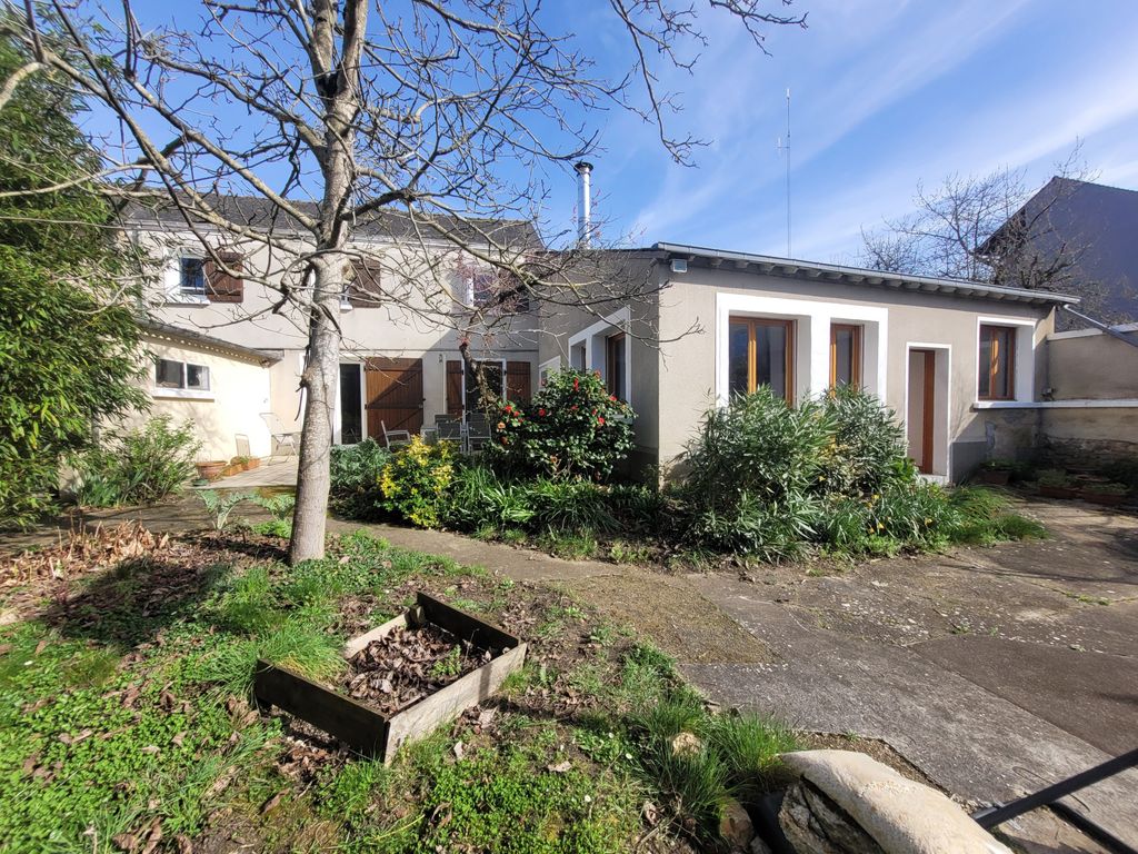 Achat maison à vendre 4 chambres 148 m² - Sablé-sur-Sarthe