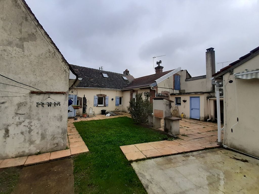 Achat maison à vendre 3 chambres 107 m² - Melleray