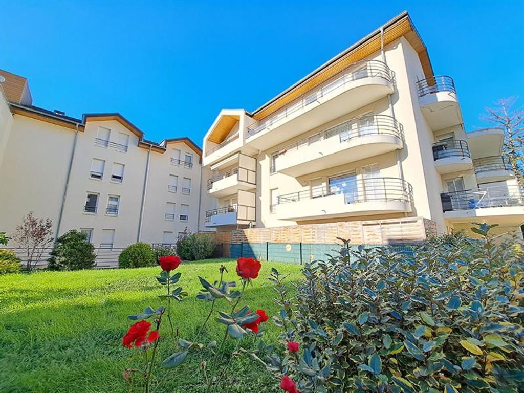 Achat appartement à vendre 3 pièces 57 m² - Vétraz-Monthoux